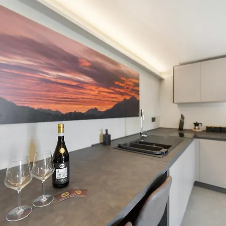 Da Primo - Alloggi Vacanze *